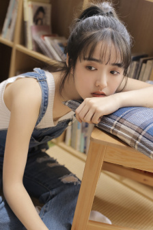 女教师巨大乳孔中文字幕免费